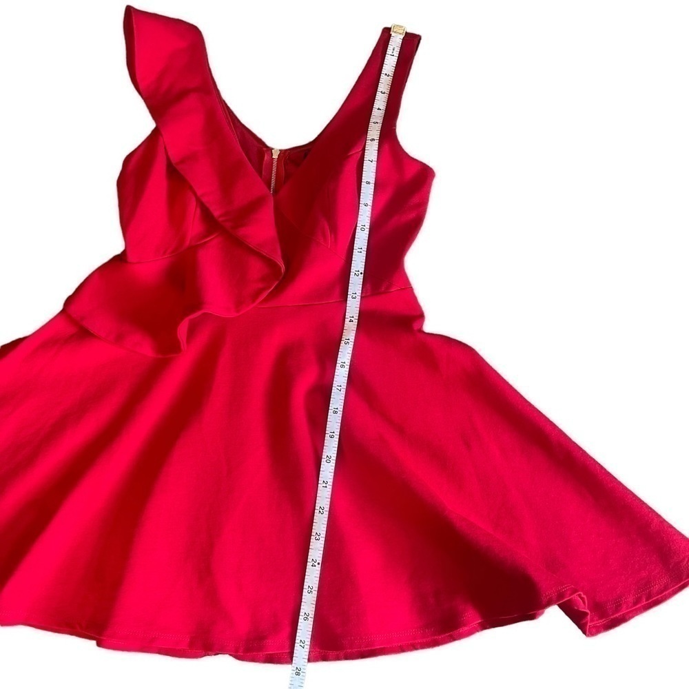 Euc Lulus formal/dressy sleeveless top, red, size medium. - Picture 8 of 12